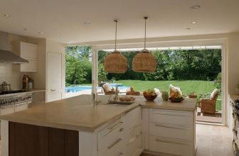 Practical visual for Which ceiling dimensions should a buyer verify in a sloped-roof house